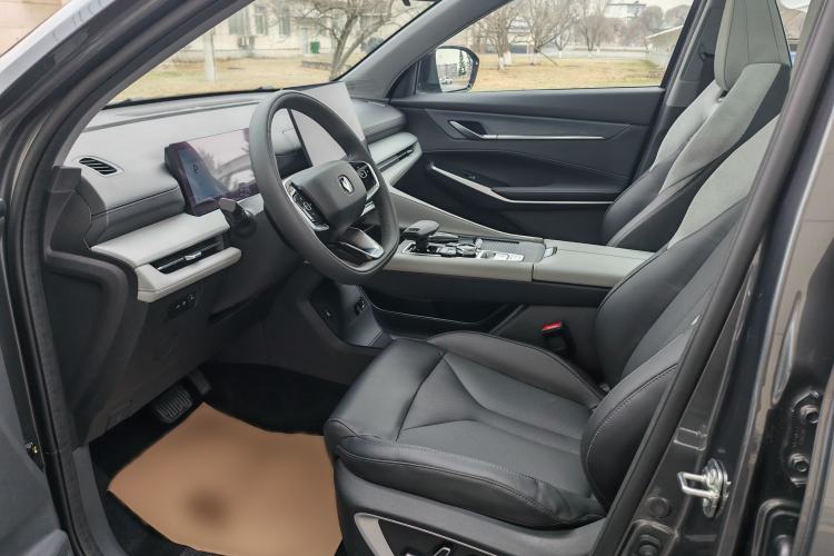 Used CHANGAN CS75 PLUS 2026 Model, Smart Champion Edition 1.5T New Blue Whale Smart Navigation Version