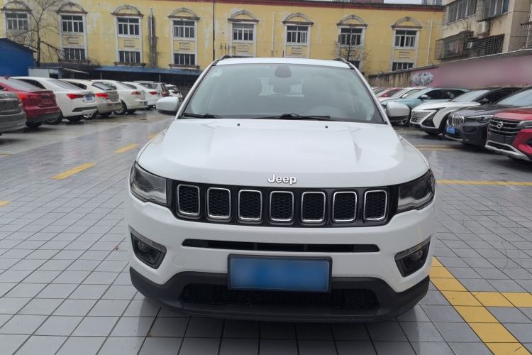Used Jeep Compass 2017 200T Automatic Family Edition
