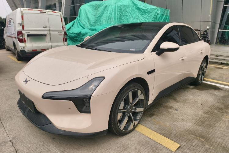 Used XPeng MONA M03 2024 620 with Ultra-Long Range