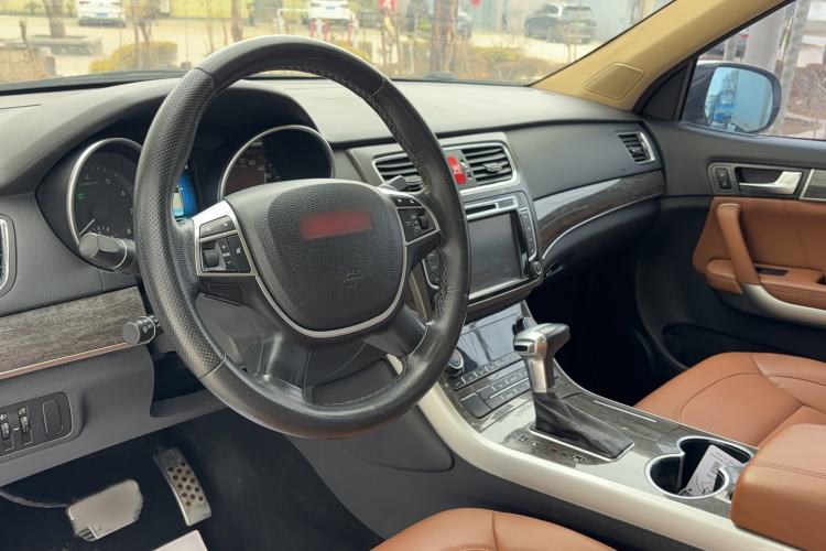 Used Haval H8 2015 2.0T Two-Wheel Drive Comfort Version