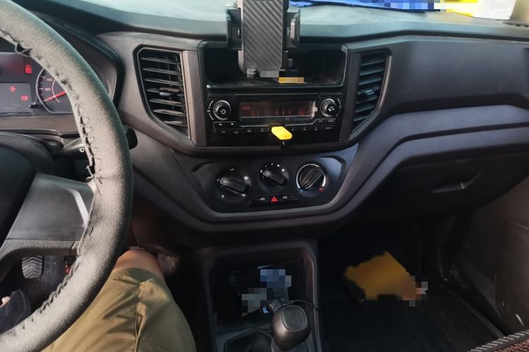 Used Wuling Hongguang V 2022 1.5L Jingqu Edition Electric-Assist LAR