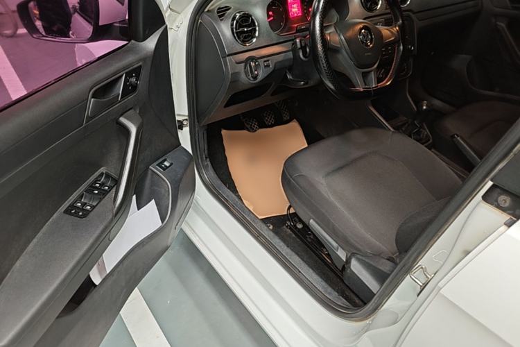 Used Volkswagen Jetta 2017 1.4L Manual Fashion Edition