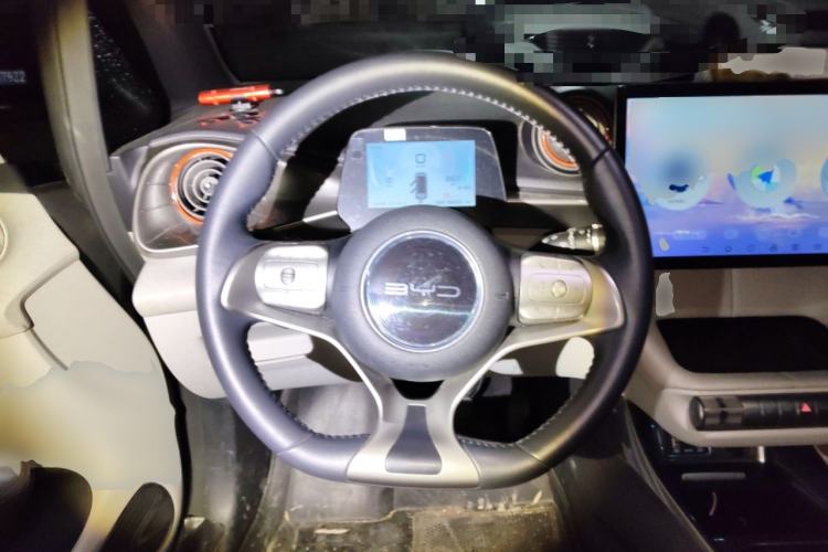 Used BYD Dolphin 2021 405 km Fashion Edition
