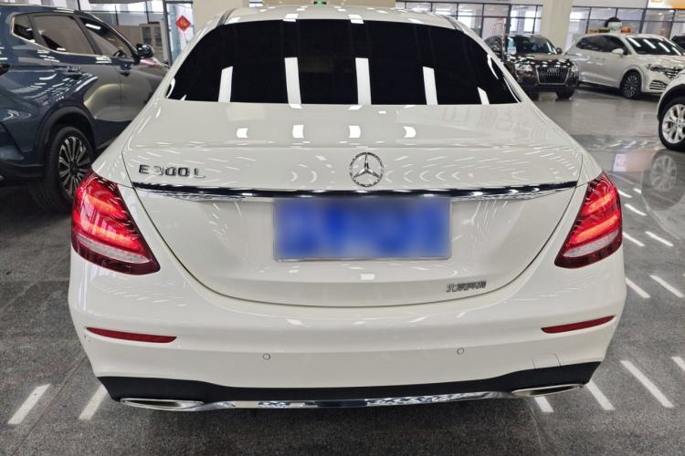 Used Mercedes-Benz E-Class 2017 E 300 L Sporty and Stylish Model
