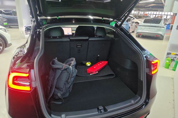 Used Tesla Model Y 2021 Standard Range Rear-Wheel Drive Version