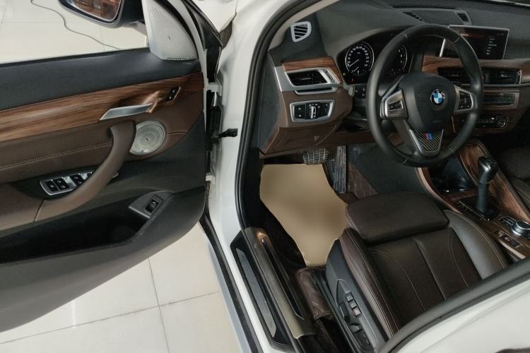 Used BMW X1 2019 xDrive20Li Luxury Model