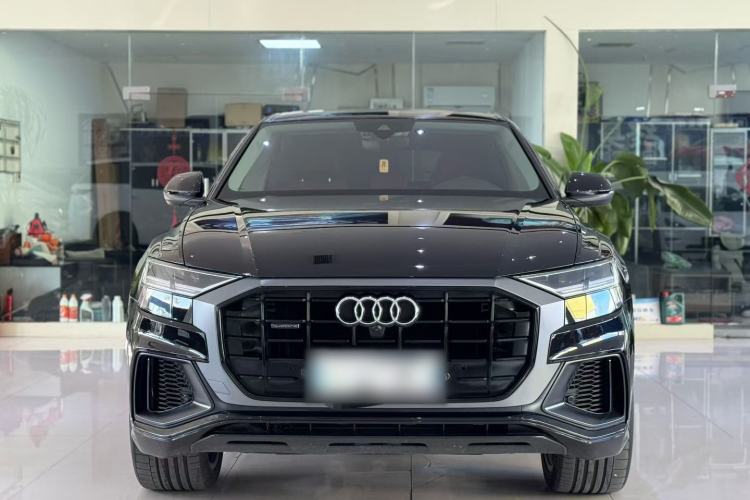 Used Audi Q8 2019 55 TFSI Luxury Dynamic Model