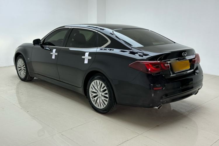 Used Infiniti Q70 2017 Q70L 2.5L Enjoyment Edition