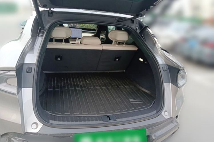 Used Xiaomi Auto YU7 2025 Ultra-Long Range All-Wheel Drive Pro Version
