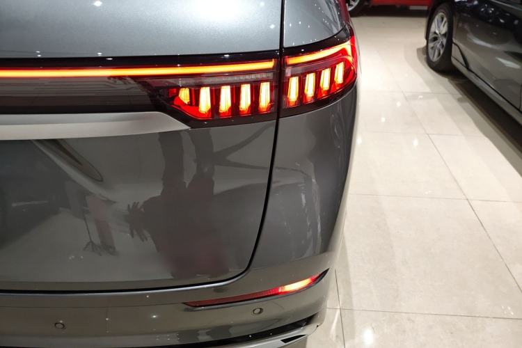 Used Chery Tiggo 9 2025 2.0T Automatic Two-Wheel Drive Luxury Edition 5 Seats
