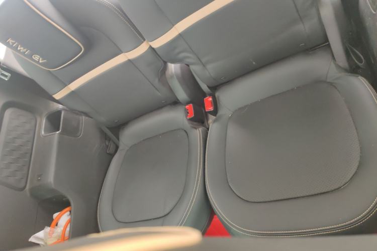 Used Baojun KiWi EV 2022 Artist Lite Edition Lithium Iron Phosphate