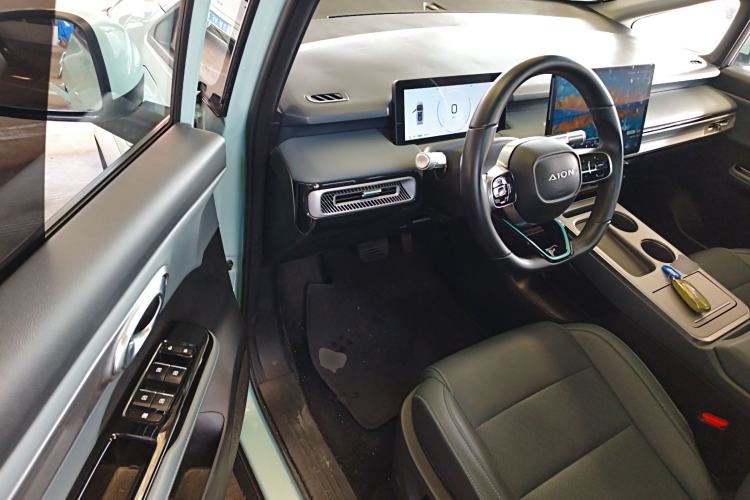 Used AION Y 2023 Plus 510 Smart Edition Driver Seat