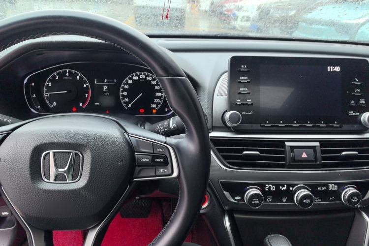 Used Honda Accord 2018 260TURBO Elite Edition China VI Center Console