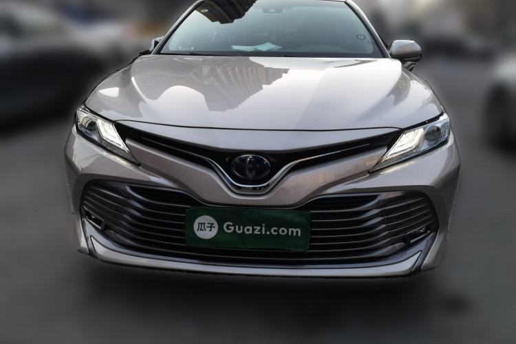 Used Toyota Camry 2019 Dual-Engine 2.5 HG Luxury Edition China V Standard