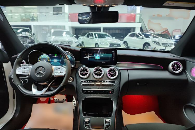 Used Mercedes-Benz C-Class 2022 Refreshed C 260 Coupe Center Console