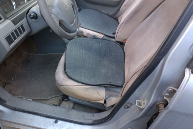 Used FAW Xiali N5 2011 1.0L Manual Standard Edition
