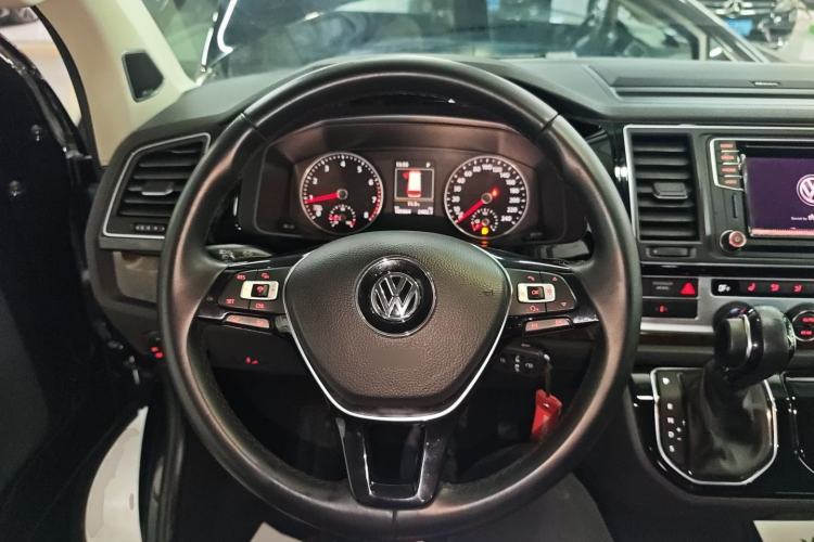 Used Volkswagen Multivan 2018 2.0 TSI 4x4 Prestige Edition 7-Seater
