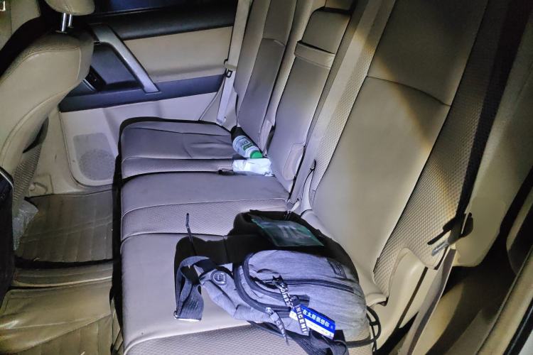 Used Toyota Prado 2010 2.7L Automatic Deluxe Edition
