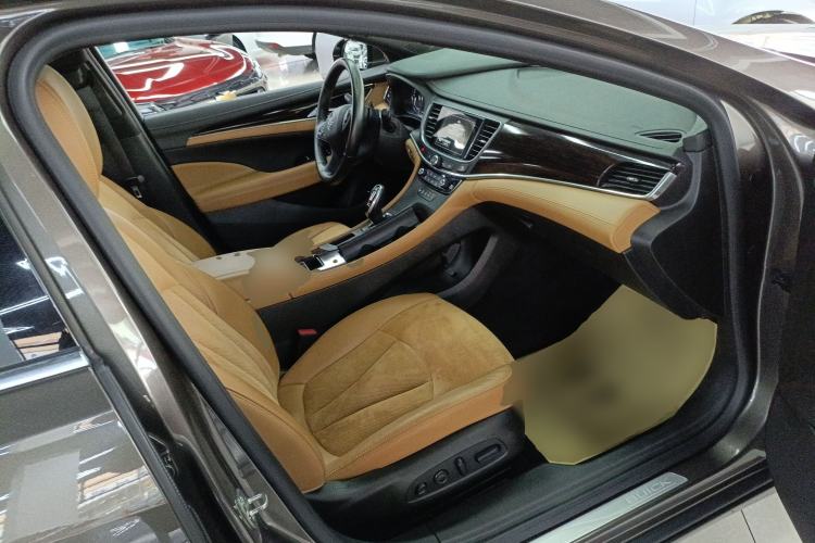 Used Buick LaCrosse 2018 20T Luxury Model
