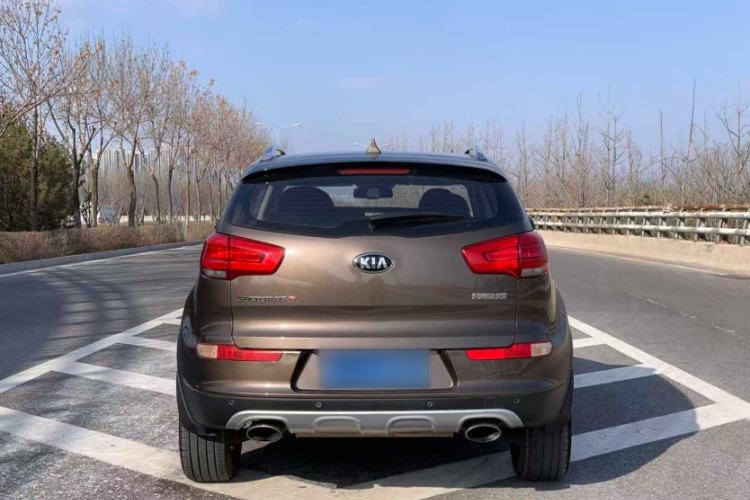 Used Kia Sportage R 2015 2.0L Automatic Two-Wheel Drive DLX Model
