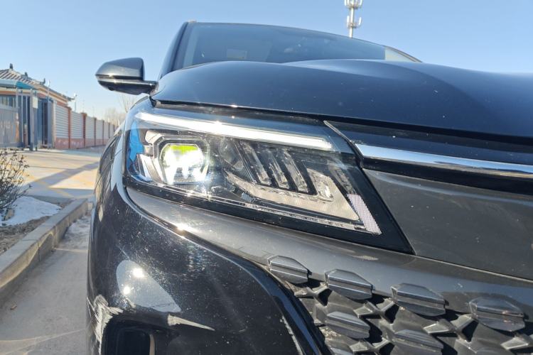 Used Landian E5 2024 Honor Edition 100KM Deluxe 7-Seater Exterior 6