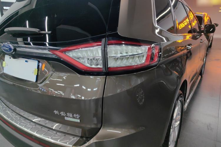 Used Ford Edge 2016 EcoBoost 245 Two-Wheel-Drive Titanium 7-Seater
