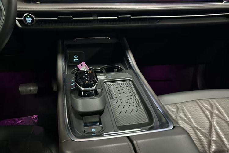 Used Ford Edge 2025 Ford Explorer L 2.0T EcoBoost E-Hybrid Four-Wheel-Drive 7-Seater Supreme Model
