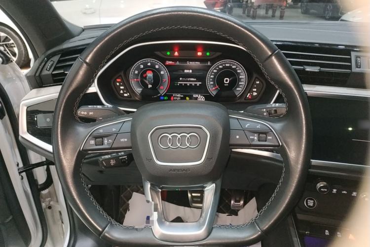 Used Audi Q3 2024 35 TFSI Fashion Dynamic Edition