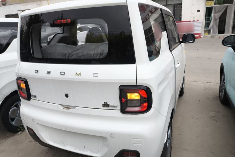 Used Geely Galaxy Panda 2024 Panda Mini 200km Endurance Bear