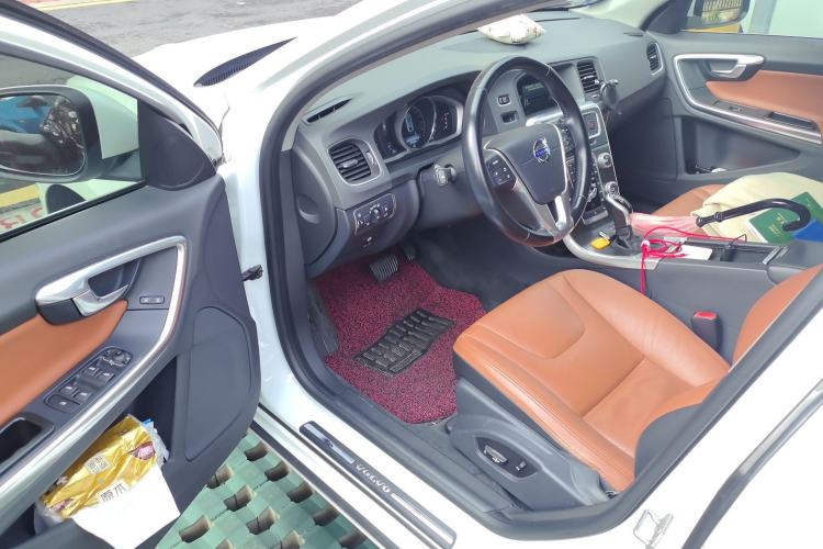 Used Volvo S60 2015 S60L T5 Intelligent Drive Edition
