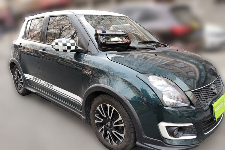 Used Suzuki Swift 2014 1.5L Automatic Fashion Edition Front Right 45 Deg