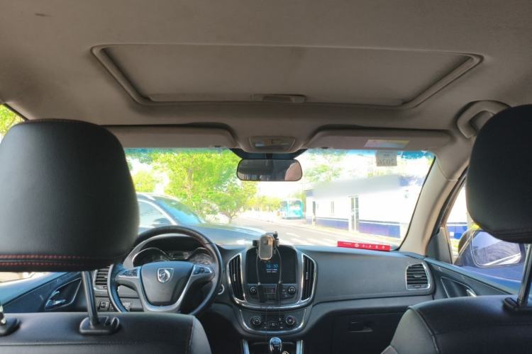 Used Baojun 560 2016 1.5T Manual Luxury Model