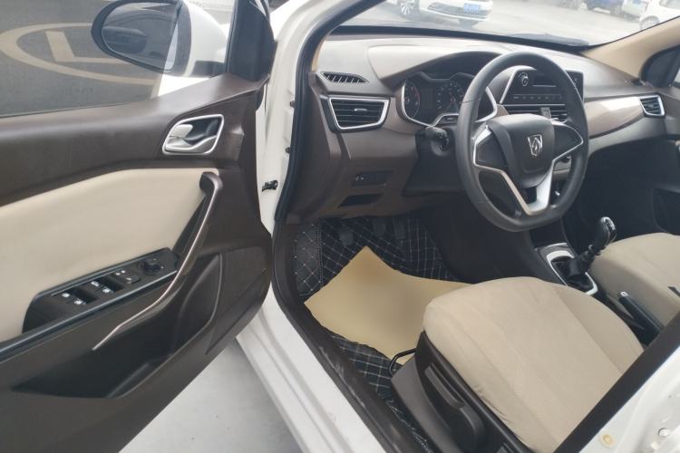Used Baojun 310W 2017 1.5L Manual Comfort Version China V
