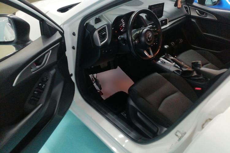 Used Mazda Mazda 3 Axela 2019 Cloud-Control Edition Hatchback 1.5L Automatic Comfort Model China VI Standard