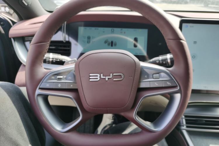 Used BYD Seal 07 DM-i 2025 Intelligent Driving Version DM-i 1.5L 125 km Prestige Edition Steering Wheel
