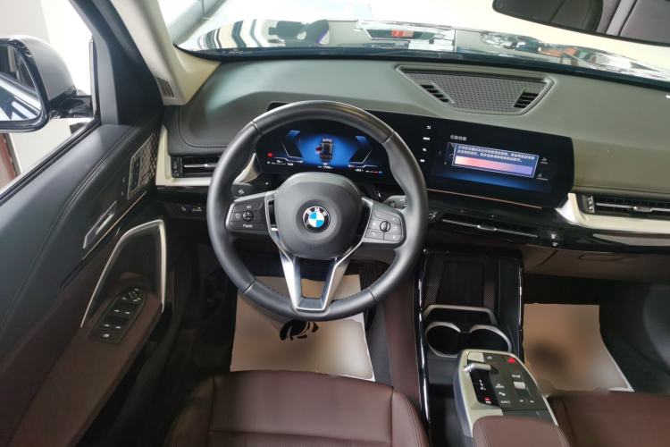 Used BMW X1 2023 sDrive25Li X Design Package Steering Wheel