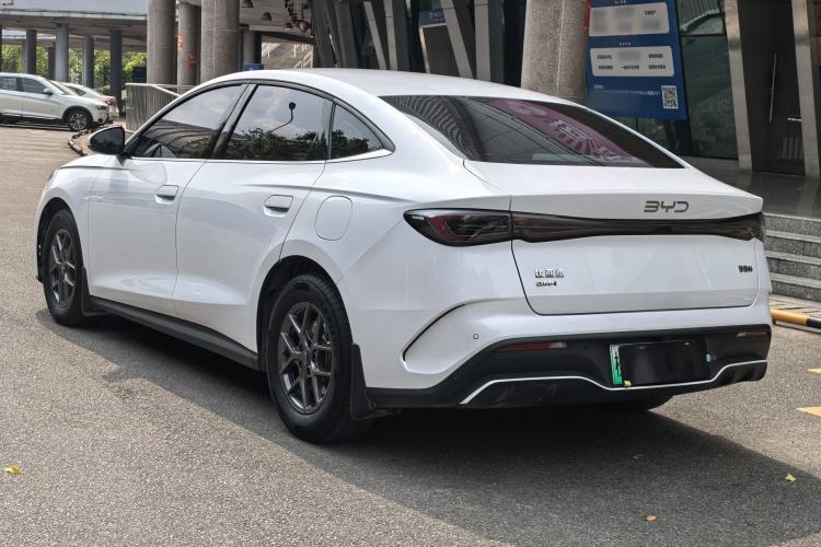 Used BYD Seal 06 New Energy 2024 DM-i 80KM Luxury Model Exterior 3