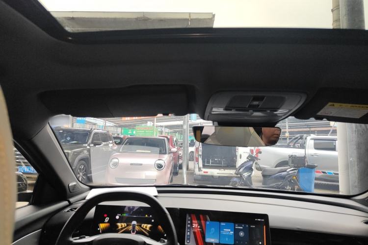 Used MG 5 Scorpio 2022 1.5T Trophy Sport Luxurious Edition
