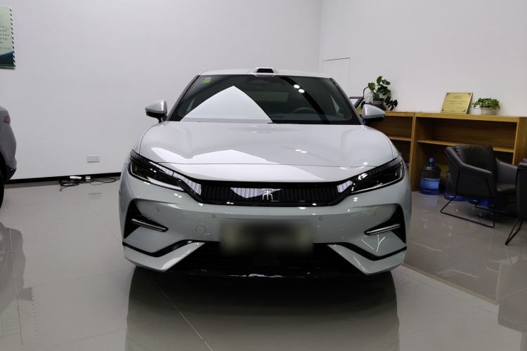 Used BYD Song L EV 2025 Intelligent Driving Version 662 km LiDAR Excellence Edition
