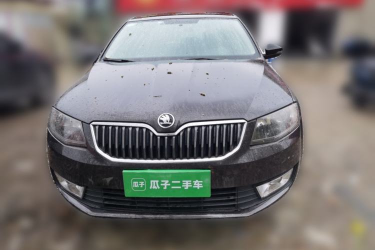 Used Skoda Octavia 2015 1.6L Automatic Yijie Edition Front