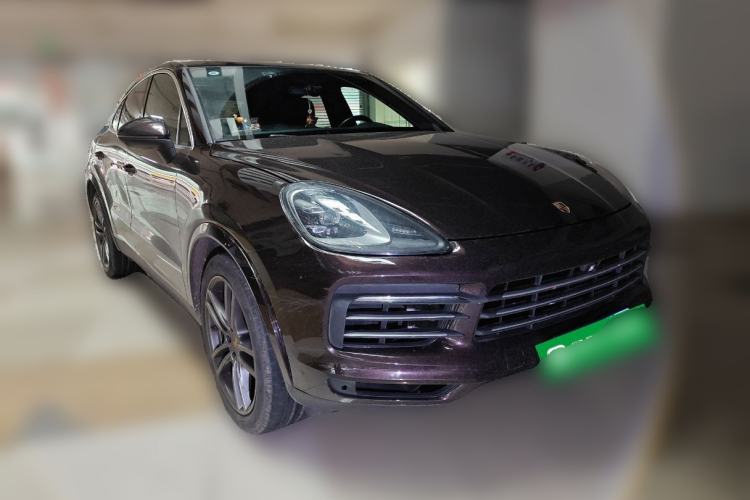 Used Porsche Cayenne 2019 Cayenne Coupé 3.0T Front Right 45 Deg