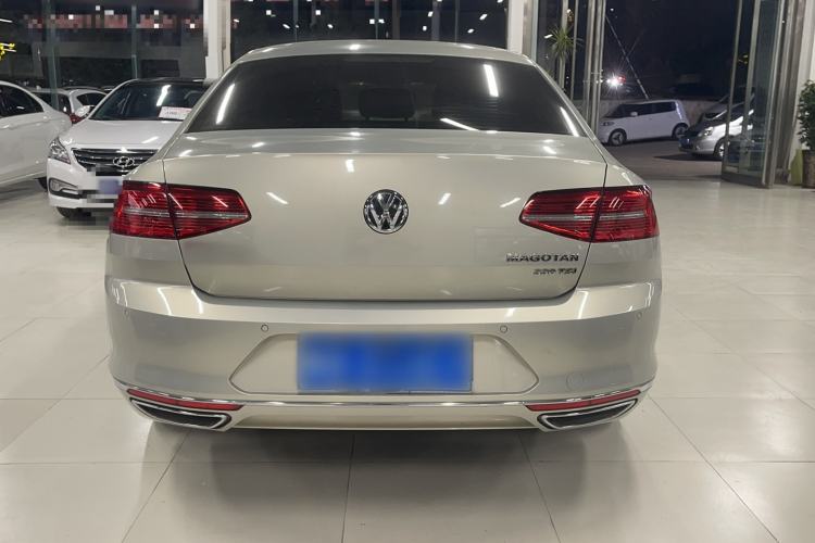 Used Volkswagen Magotan 2019 330TSI DSG Leading Model China VI Standard
