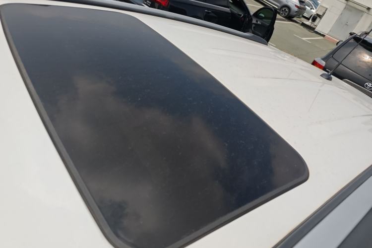 Used Buick Encore 2015 1.4T Automatic Two-Wheel Drive Urban Elite Version Roof