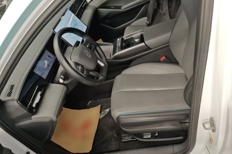 Used BYD Qin L 2025 EV 545KM Excellence Edition Left Front Seat