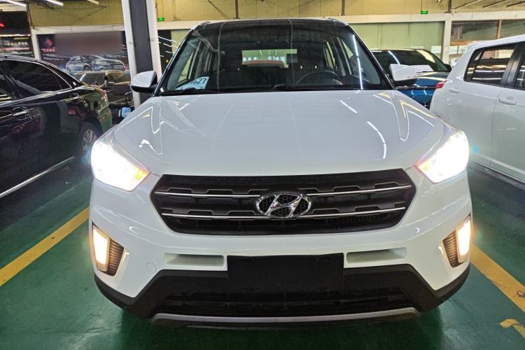 Used Hyundai ix25 2016 1.6T Dual-Clutch Two-Wheel Drive Smart GLS Model
