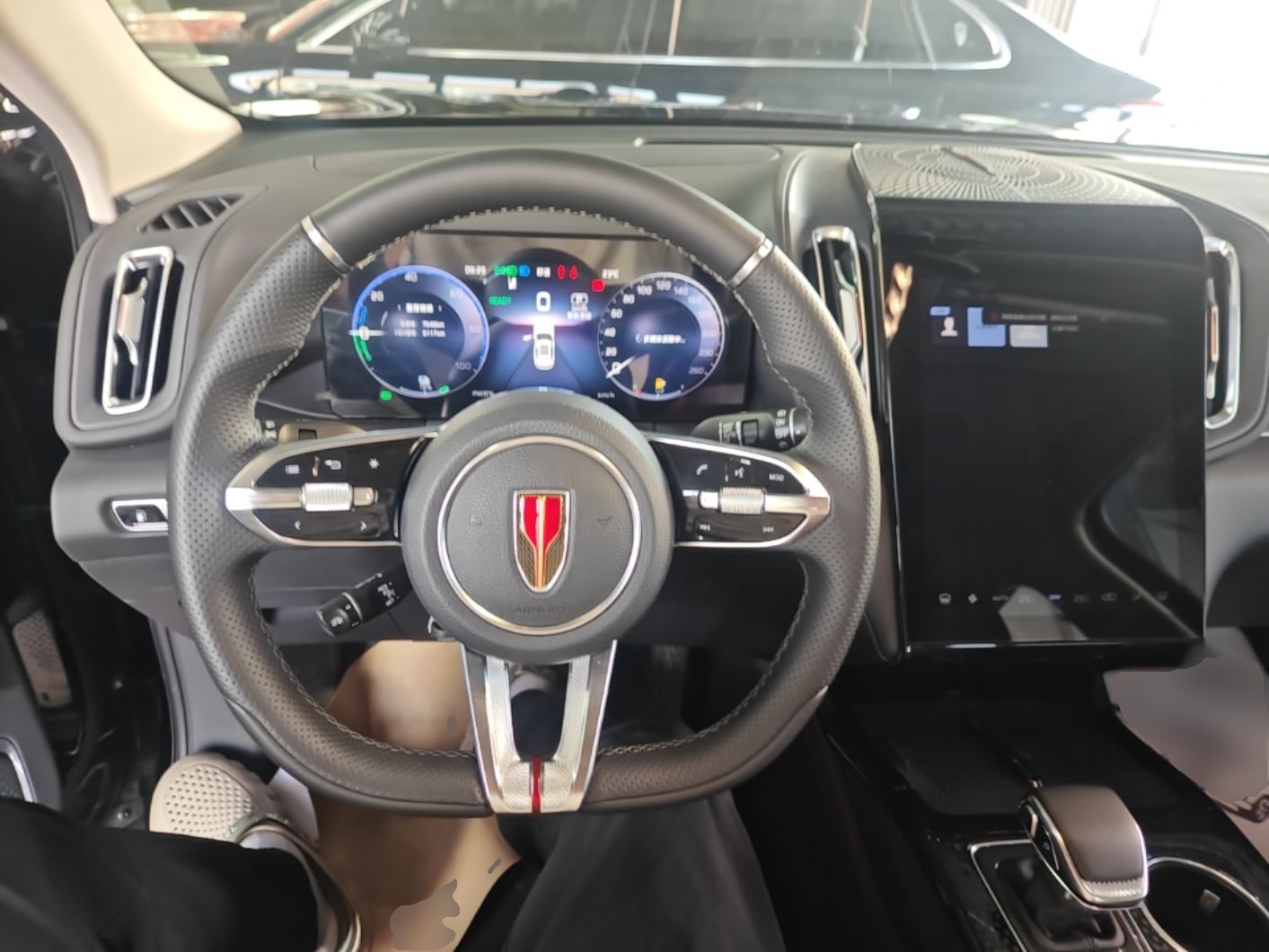 Hongqi HS3 PHEV 2025 Model 117km Jingwei Edition — снимка 13