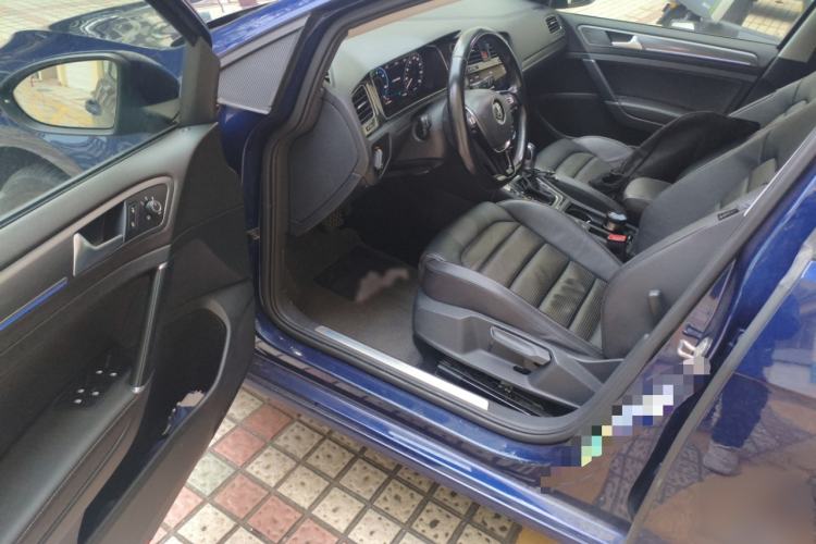 Used Volkswagen Golf New Energy 2018 e-Golf Interior 3