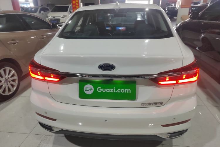 Used Ford Escort 2021 1.5L Automatic Diamond Edition