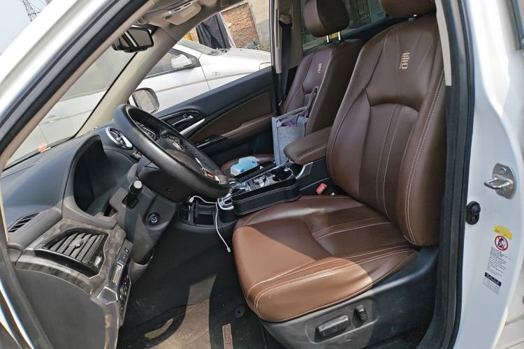 Used BYD Tang New Energy 2015 2.0T Four-Wheel-Drive Flagship Model