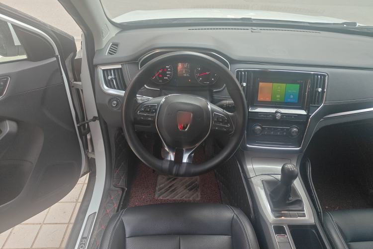 Used Roewe RX5 2016 20T Two-Wheel Drive Manual Flagship Edition